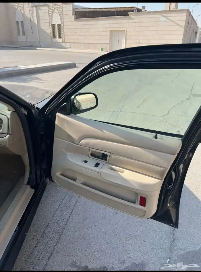 فورد فكتوريا 2011 LX سعودي ممشى قليل 6