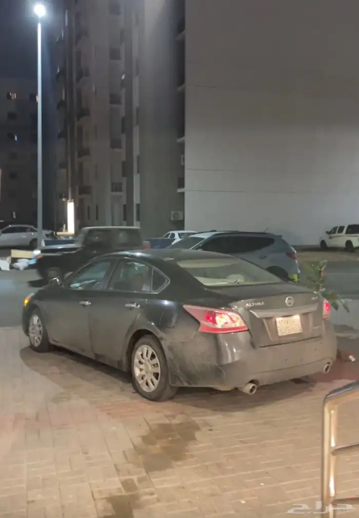 نيسان التيما موديل 2013 7