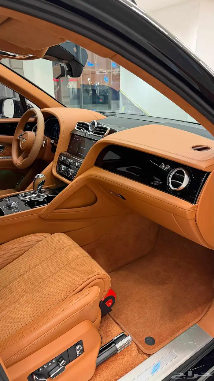 Bentley Bentayga S 7