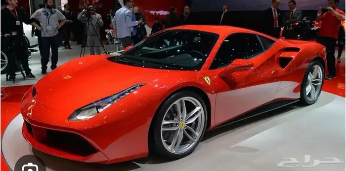 لمبرجيني افنتادور SV أو فيراري F12 أو فيراري 488 2