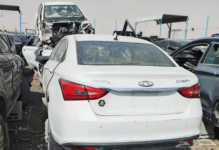 تشليح قطع غيار جميع انواع السيارت 2