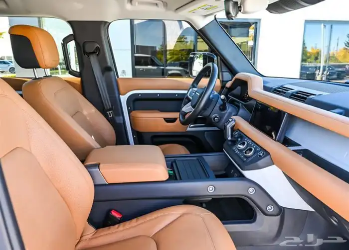 2024 Land Rover Defender 110 P400 7