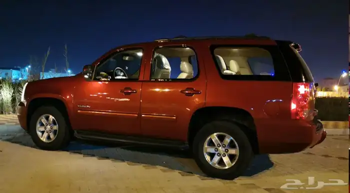 يوكن 2012 للبيع بحالة ممتازة شرط الفحص 0