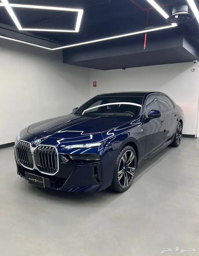 بي ام دبليو 740i 0