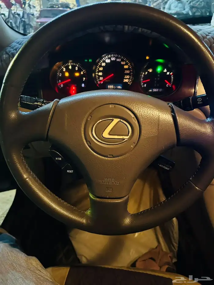 لكزس اي اس 300 موديل 2003 2