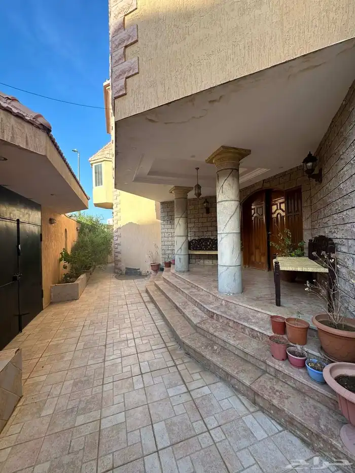 فيلا للبيع في حي السلام 5