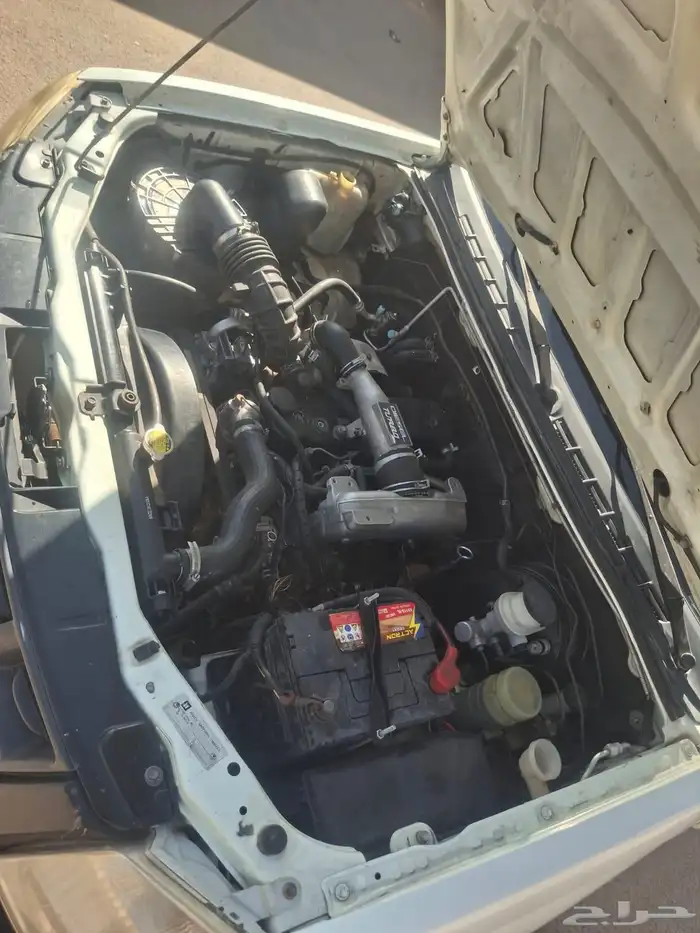 أعرض لكم سيارة من نوع إيسوزو بكب غمارتين بمواصفات ممتازة 12