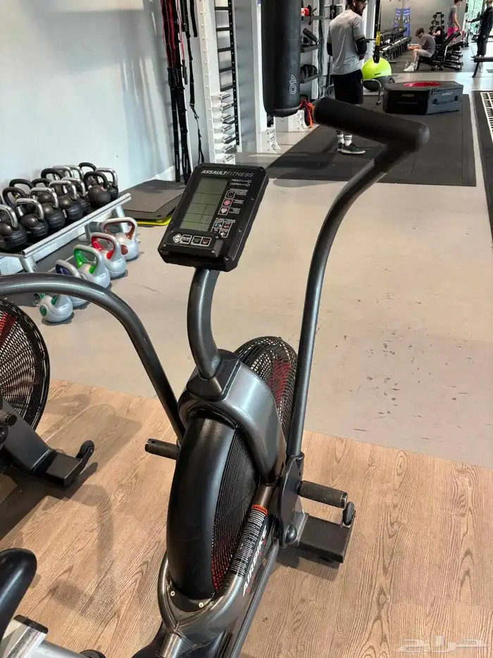 مجموعة اجهزه وارد أمريكا لايف فتنس مستخدم 39