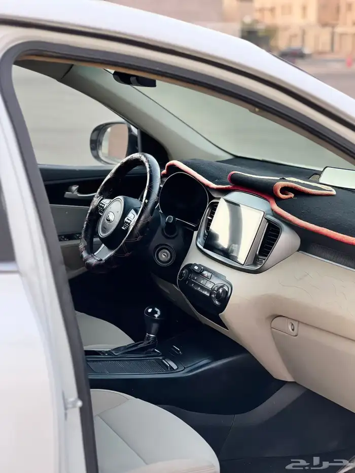 كيا سورنتو 2016 8