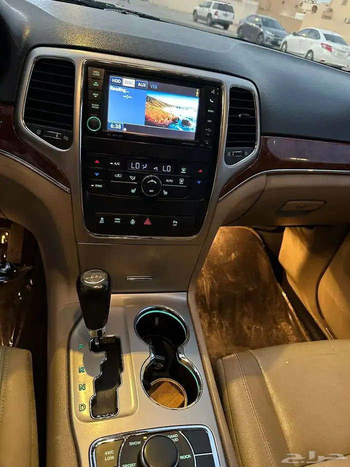 جيب شيروكي 2012 2