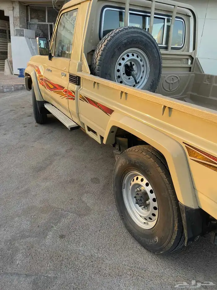 تويوتا لاندكروزر شاص 1