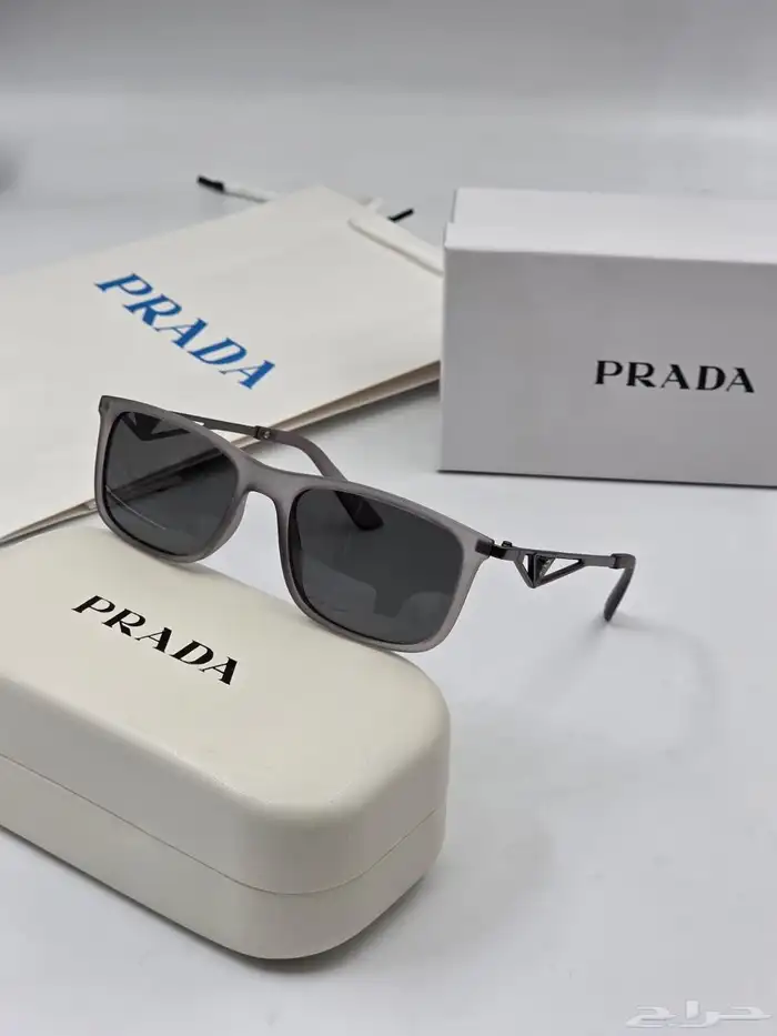 نظارات برادا مع جميع الملحقات 6