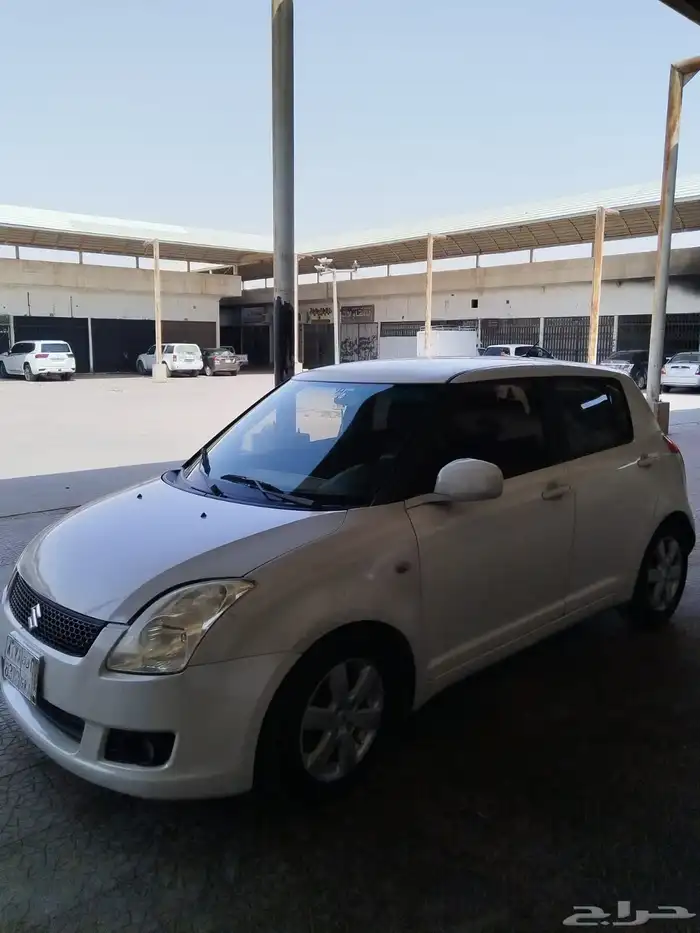 2009 Suzuki Swift everything is fine Registration and insura 2