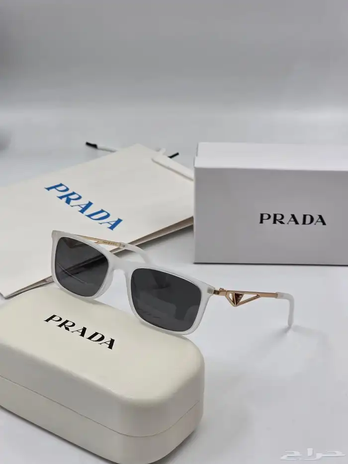 نظارات برادا مع جميع الملحقات 1