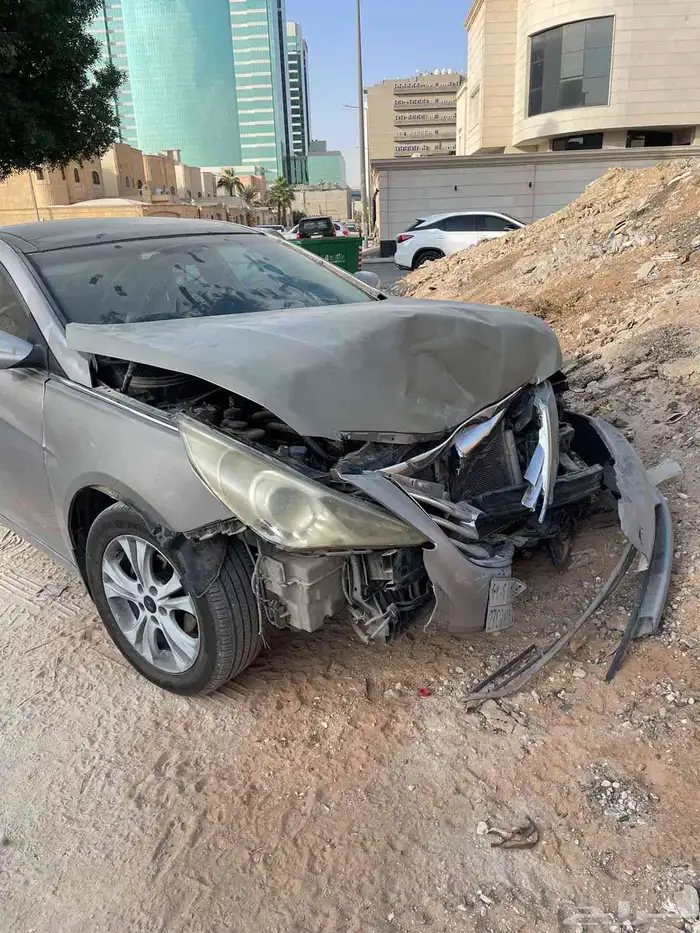 تايوتا نيسان إكسترا كامري يارس كورلا 0