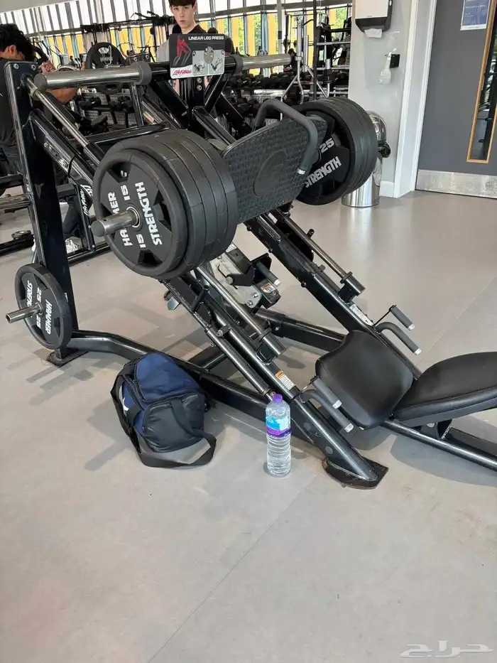 مجموعة اجهزه وارد أمريكا لايف فتنس مستخدم 17