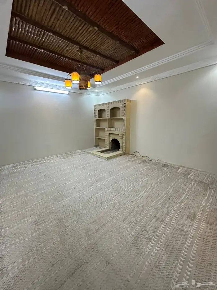 للإيجار دور ارضي الرياض حي الخليج 11