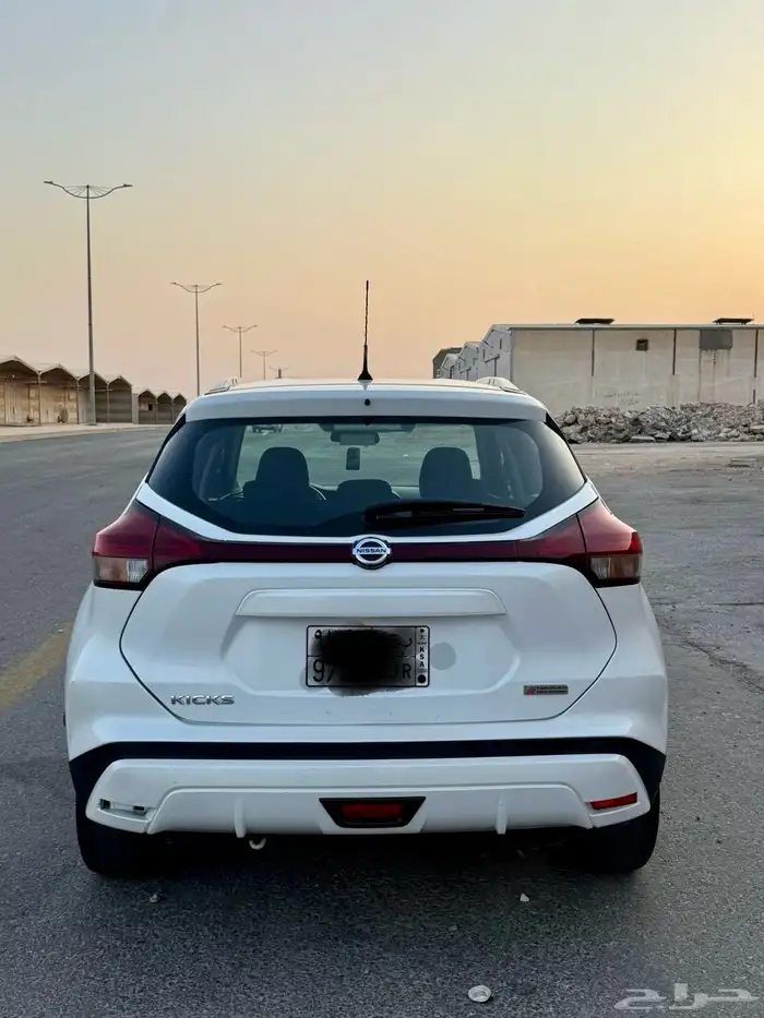 نيسان كيكس 1