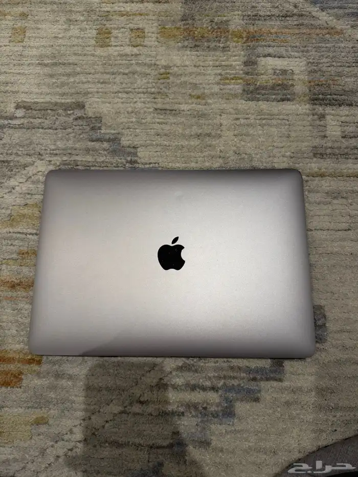 ماك بوك برو 2020 1