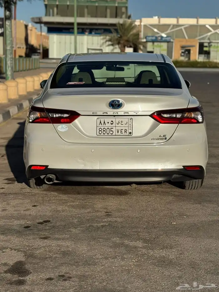للبيع كامري هايبرد 2024 مالك اول 7