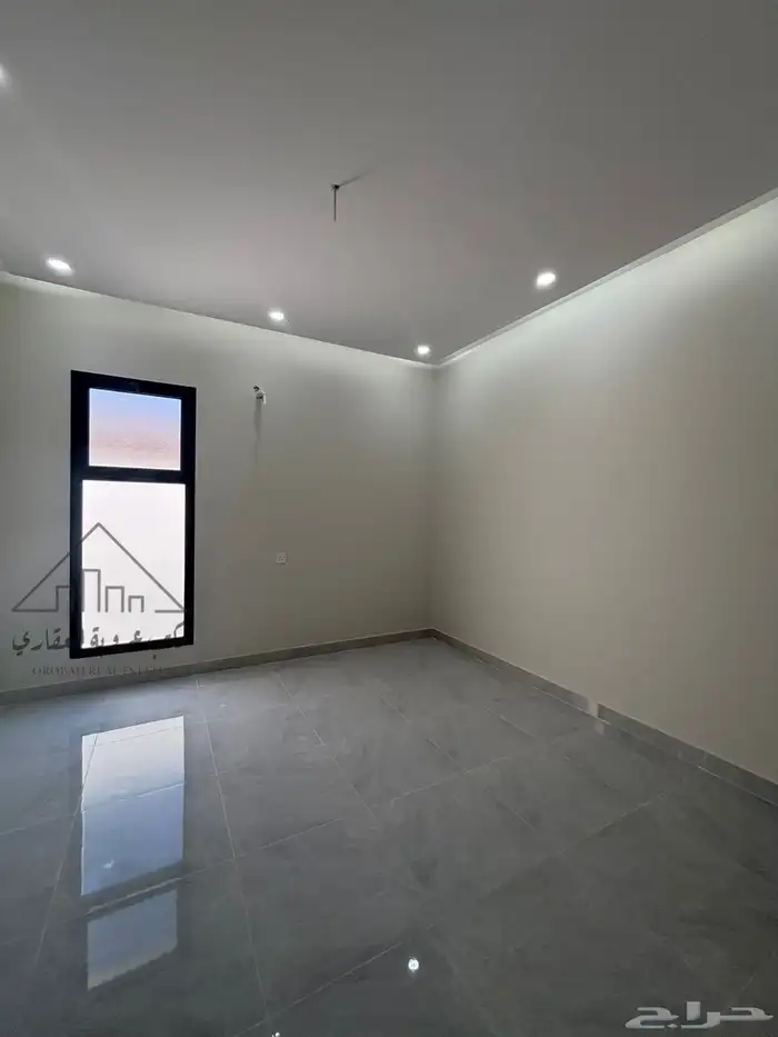 للبيع شقق تمليك دور ارضي تبوك حي البوادي 5