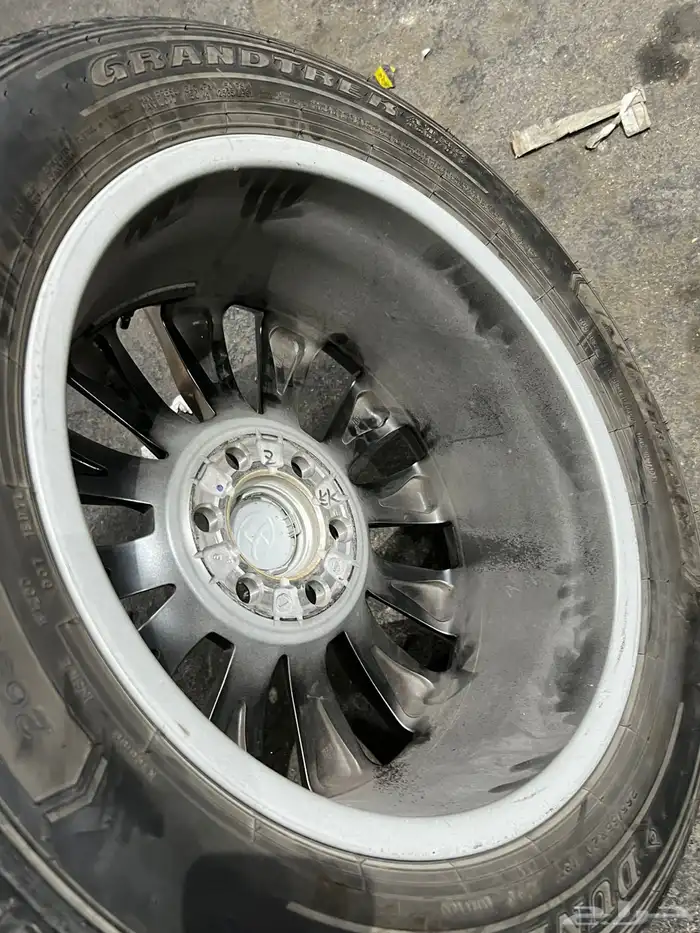 جنوط لاندكروزر اصلي وكاله مع كفرات دنلوب وكاله مقاس 20 11