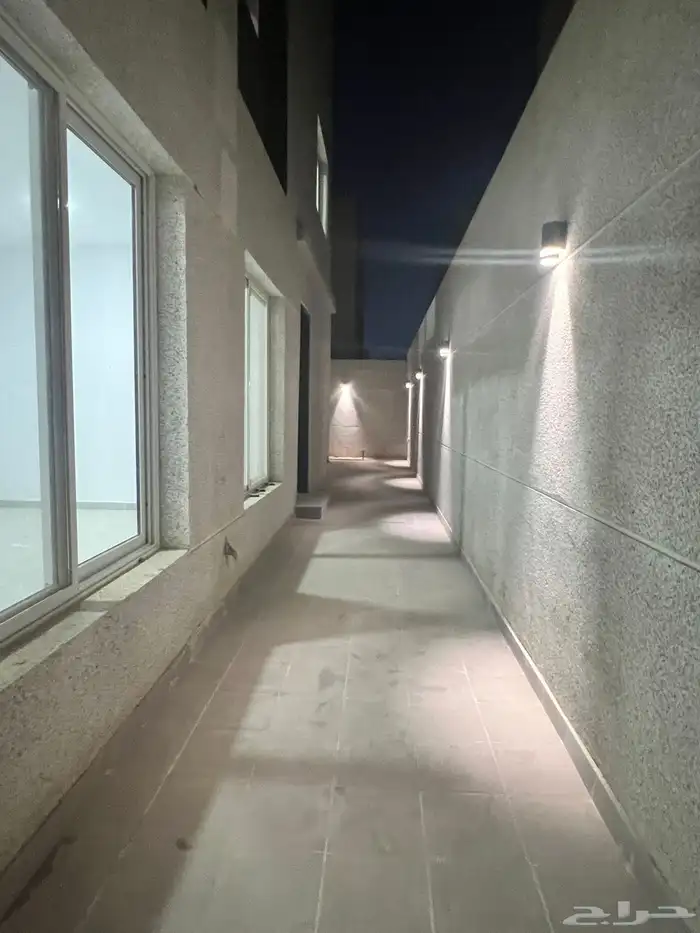 فيلا للايجار حي المونسية 0