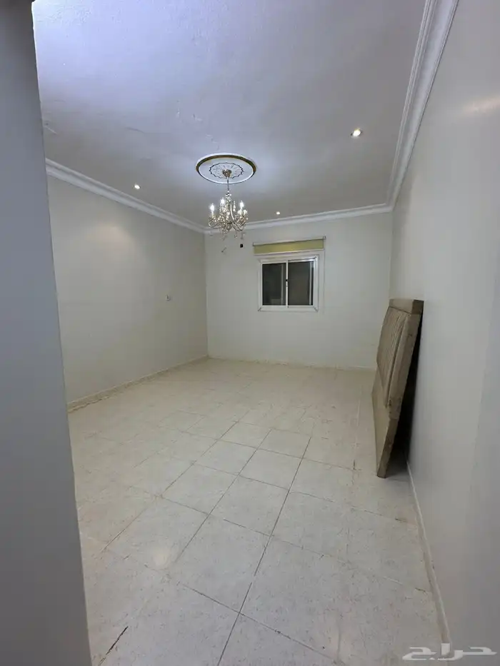 للإيجار دور ارضي الرياض حي الخليج 6