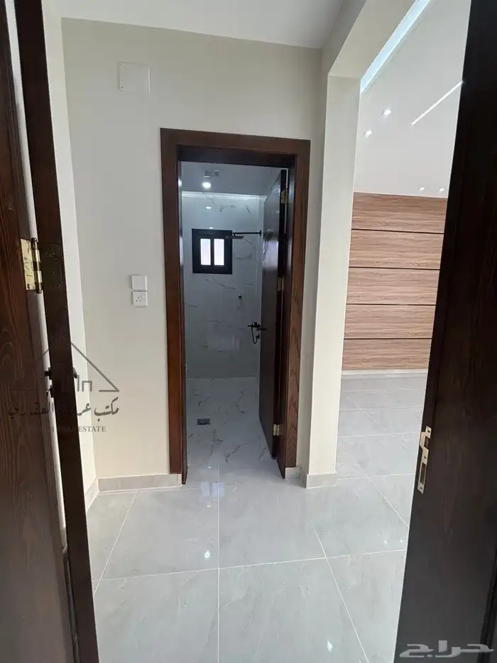 للبيع شقق تمليك دور ارضي تبوك حي البوادي 8