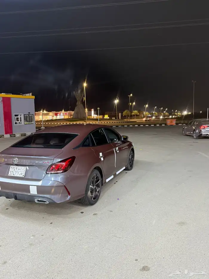 ام جي جي تي 8