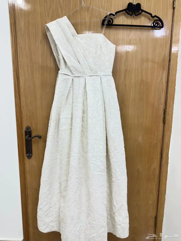 فساتين جديدة لم تلبس مقاس سمول 1