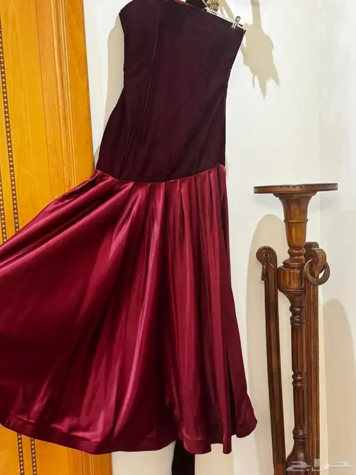 فستان عنابي سهره للبيع 0