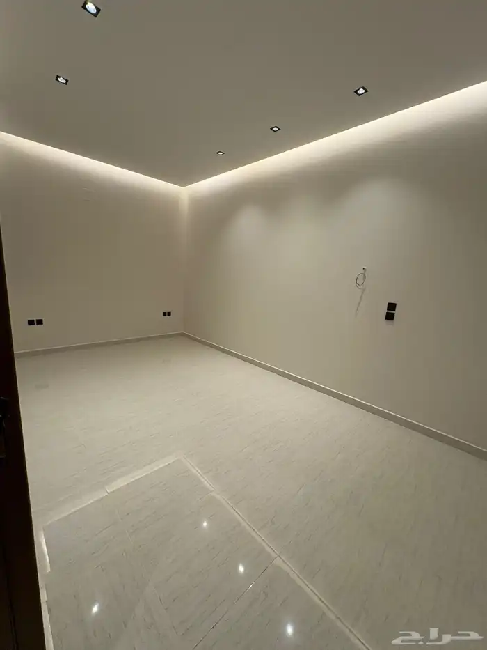 للبيع دور أرضي الرياض حي البيان 1.000.000 3