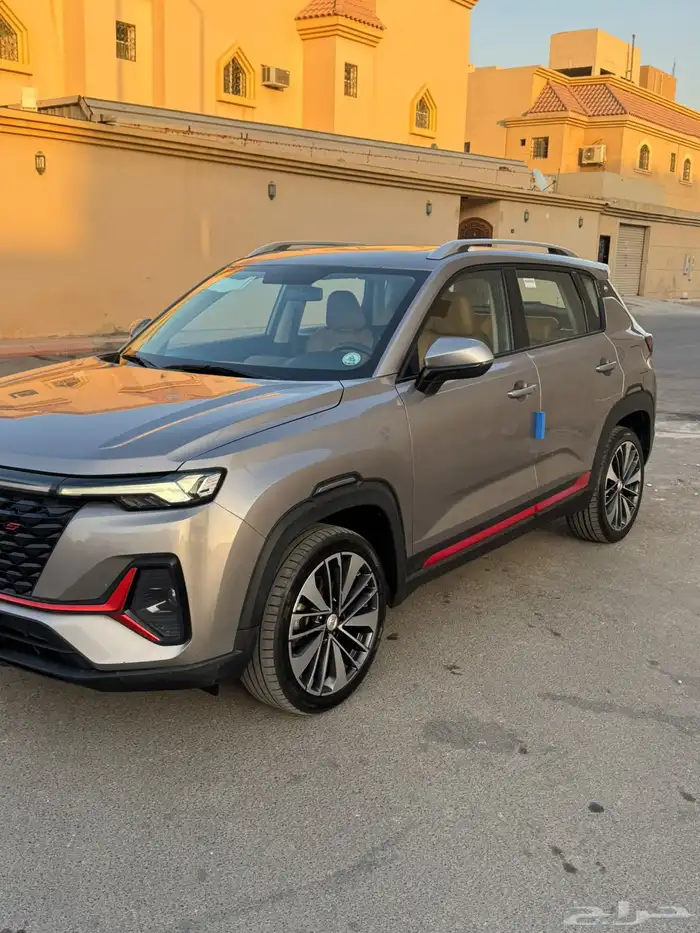 للبيع جيب شانجان CS35 موديل 2023 4