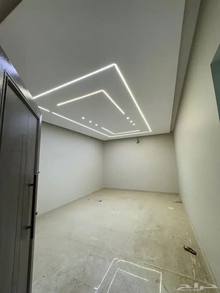 دور فاخر 351م حي المحيسن الاناهي واجهتين فرصة شرق القطار 11