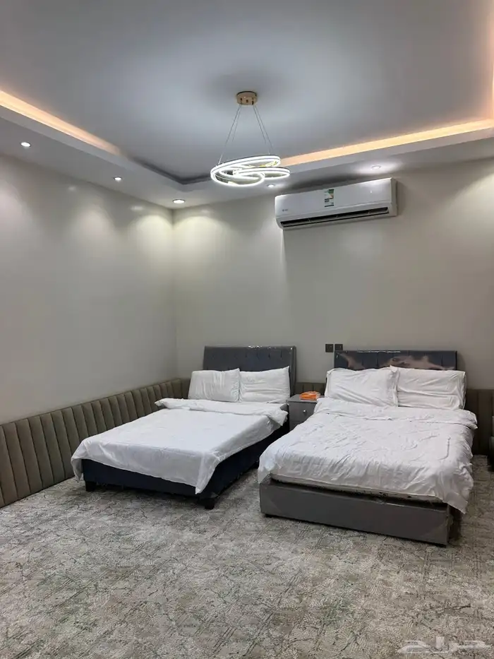 غرفة تبعد عن الحرم 8دقايق وقباء 6 دقايق 1