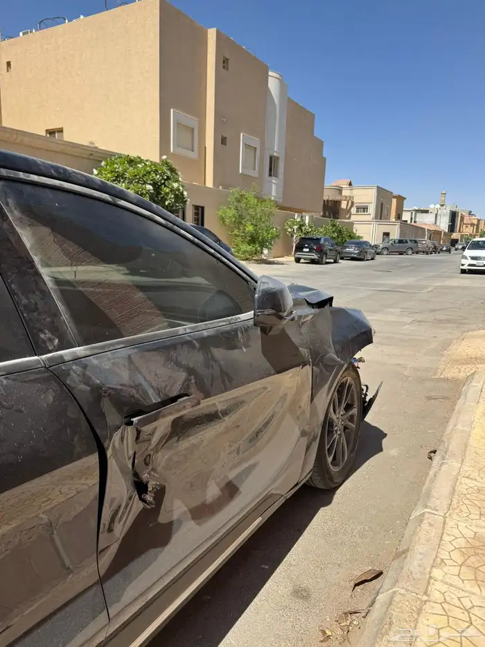 تورس 2025 اسود ترند 2