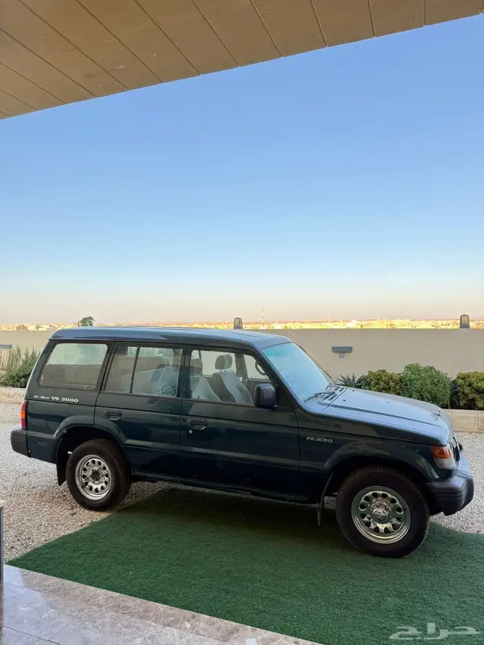 جيب باجيرو مخزن 3