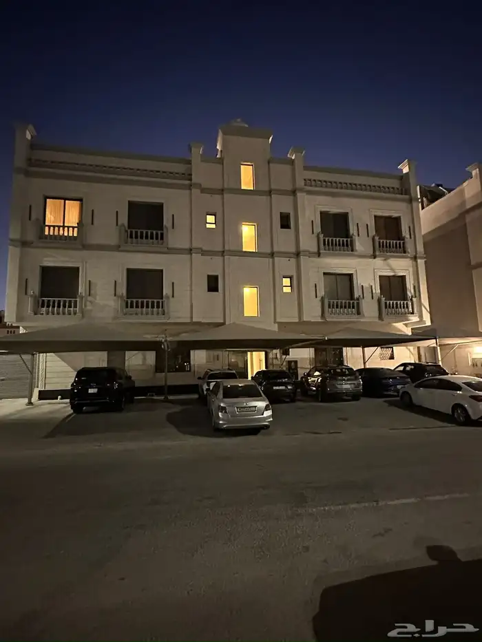 شقه للايجار في حي الواحه الدمام 1