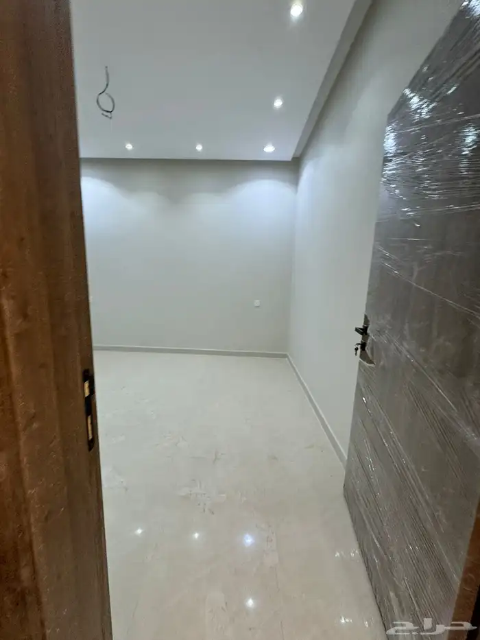 دور فاخر 351م حي المحيسن الاناهي واجهتين فرصة شرق القطار 6