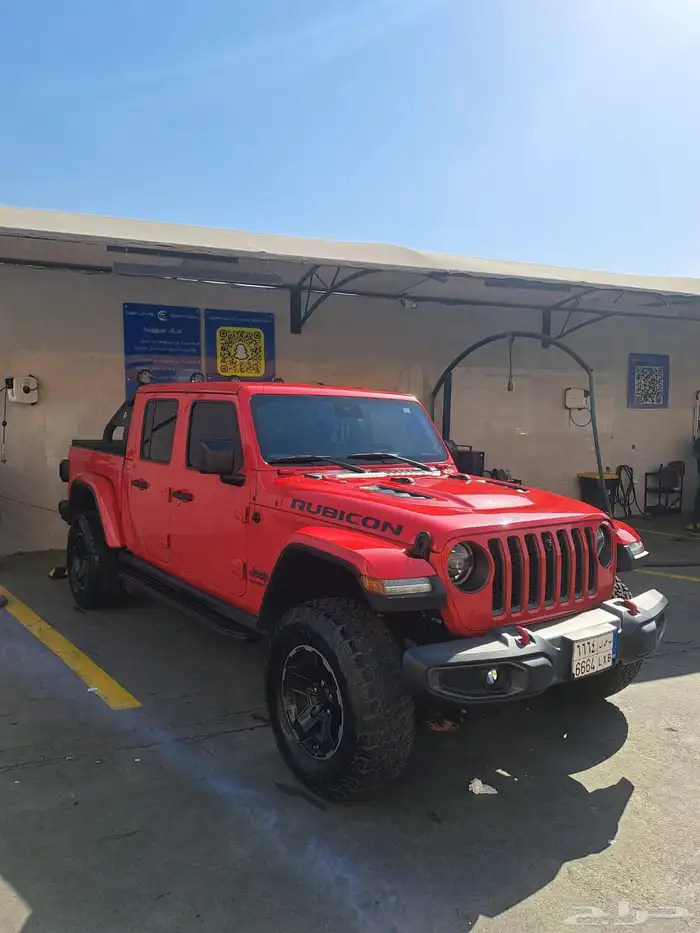 جيب جلاديتر روبيكون موديل 2021 فل كامل   لون أحمر 12