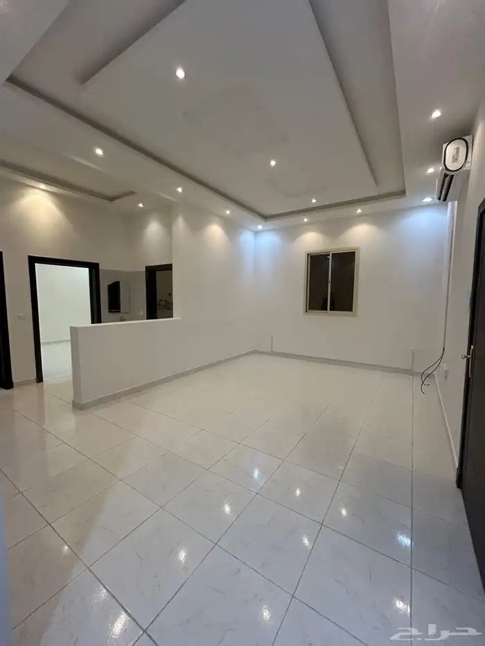 شقة للإيجار من فلة الرياض حي النرجس 35.000 3