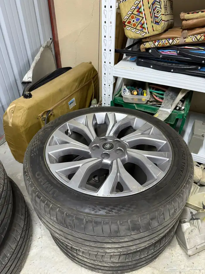 جنوط رنج روفر 2021 مع كفرات جديده تاريخ 25 1