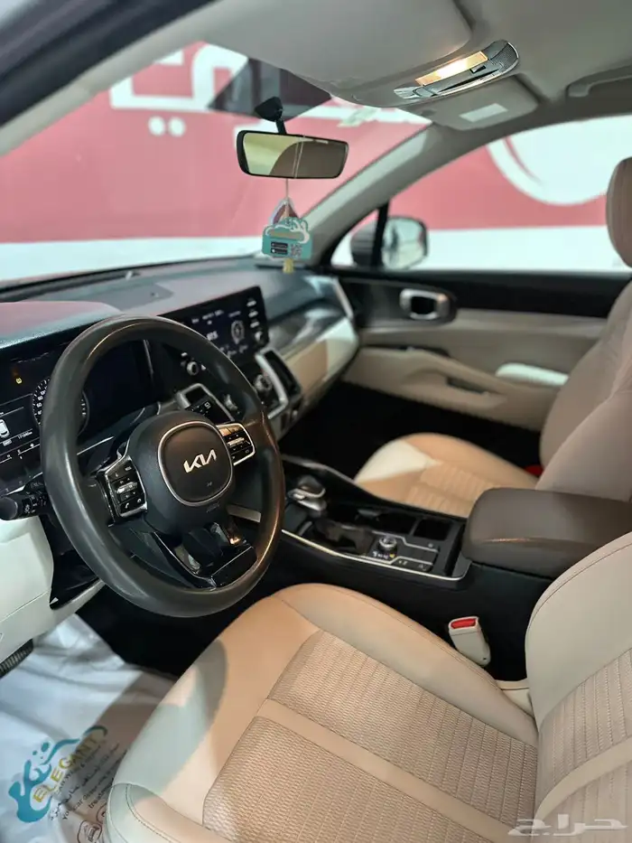 كيا سورنتو 2022 4