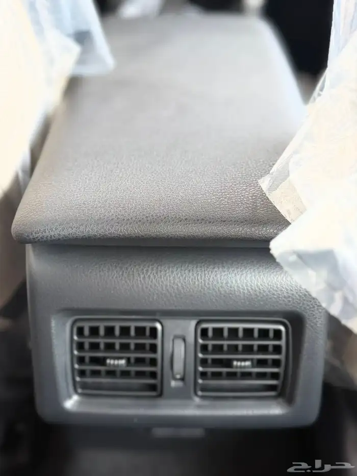 كامري 2025 E استاندر سعودي ابيض اسود تيتانيوم كحلي 13