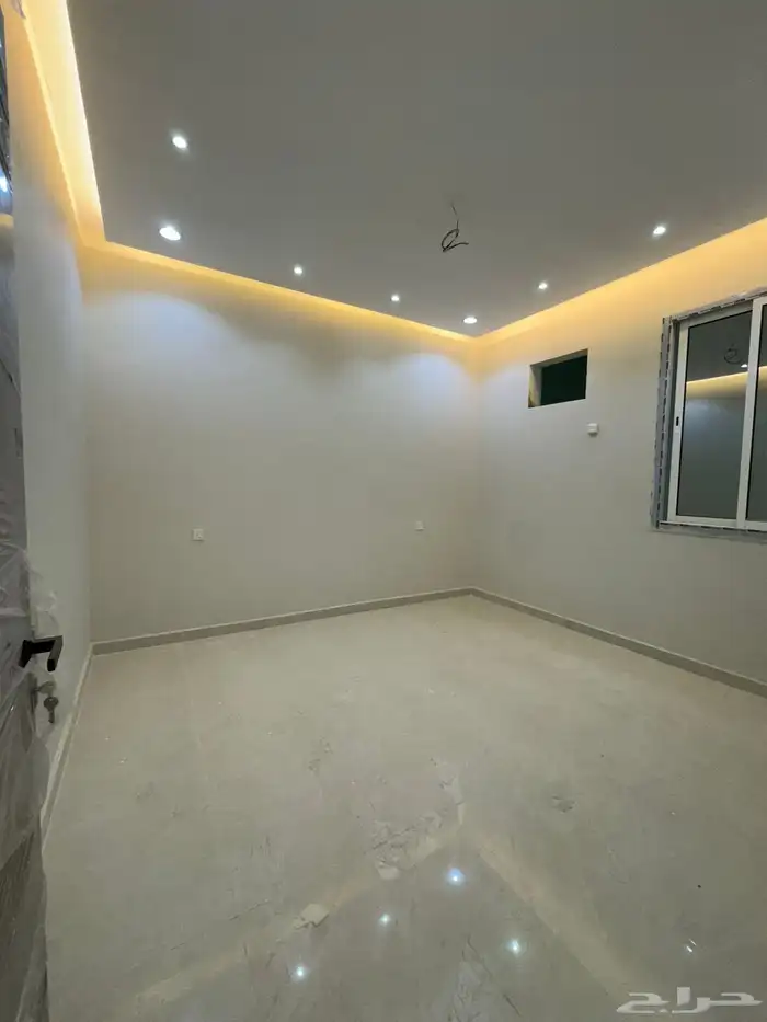 دور فاخر 351م حي المحيسن الاناهي واجهتين فرصة شرق القطار 10