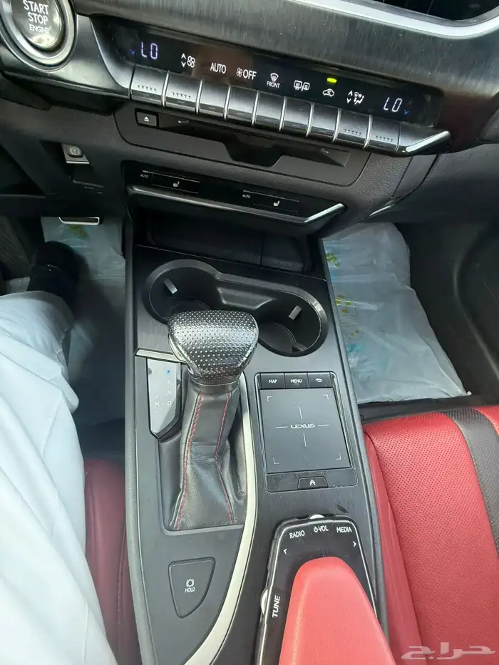 للبيع UX 200 موديل 2019 12