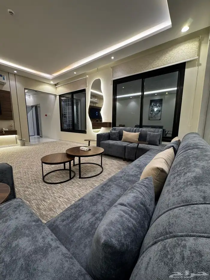 شاليه فخم بمسبح والهدوء بجوار المطار وطريق الميه 4