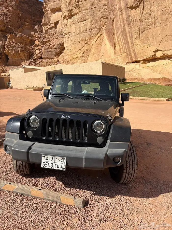 جيب رانجلر 2013 بيع تشليح لوجود مخالفات مروريه 2
