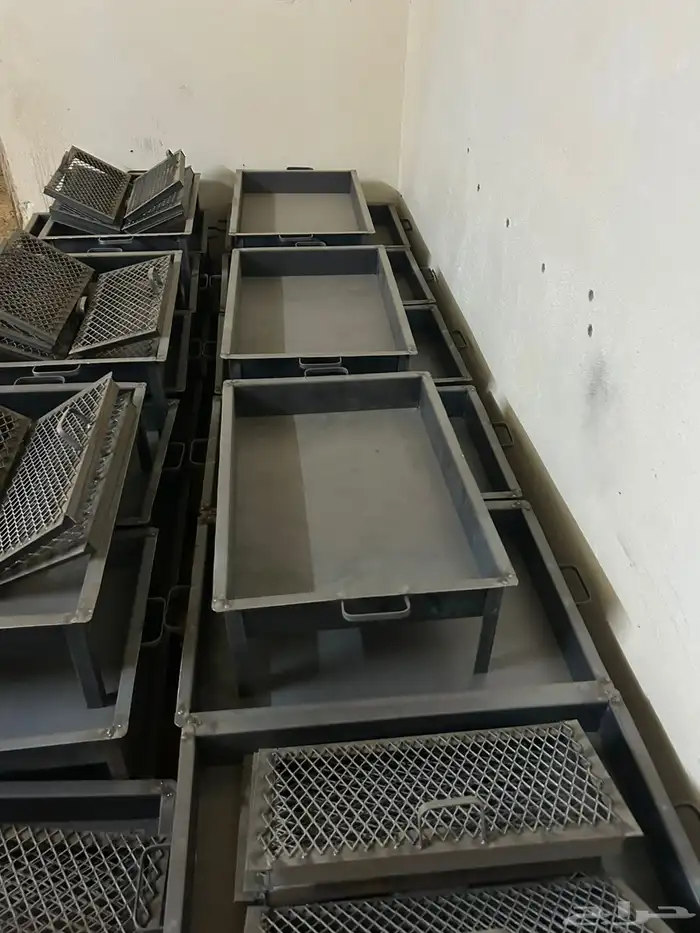 منقل حديد قوي جوده عاليه مقاس واحد فقط. تتوفر كميه 2